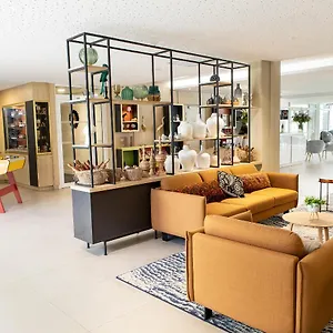 *** Aparthotel Residhome Ponts Jumeaux France